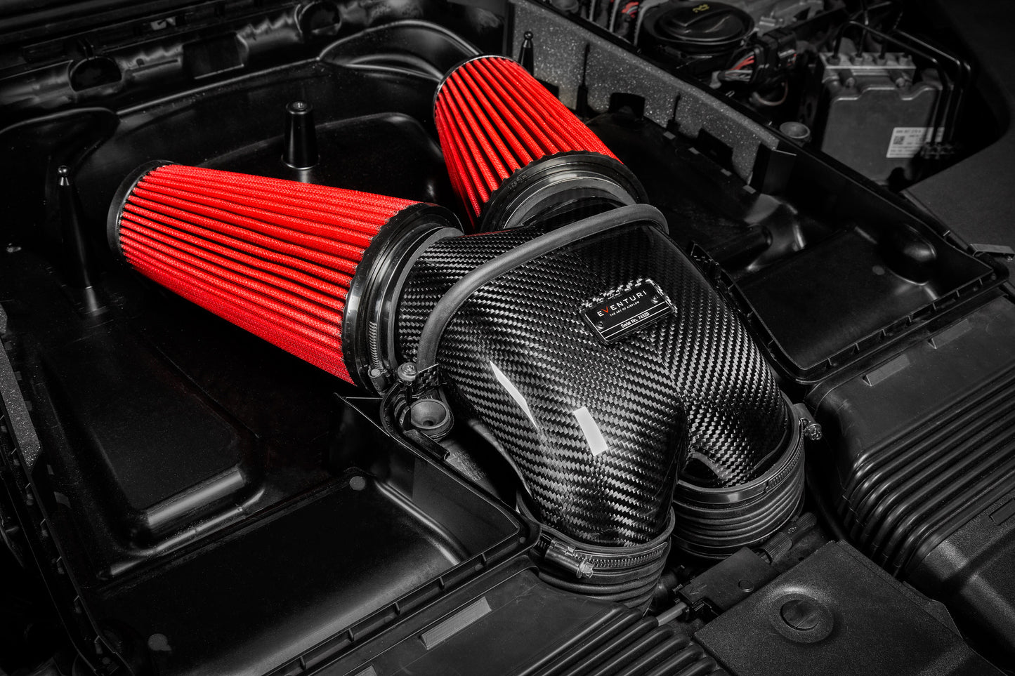 Admision de carbono Eventuri para Audi RSQ8/SQ8/SQ7, Lamborghini URUS, Porsche Cayenne turbo