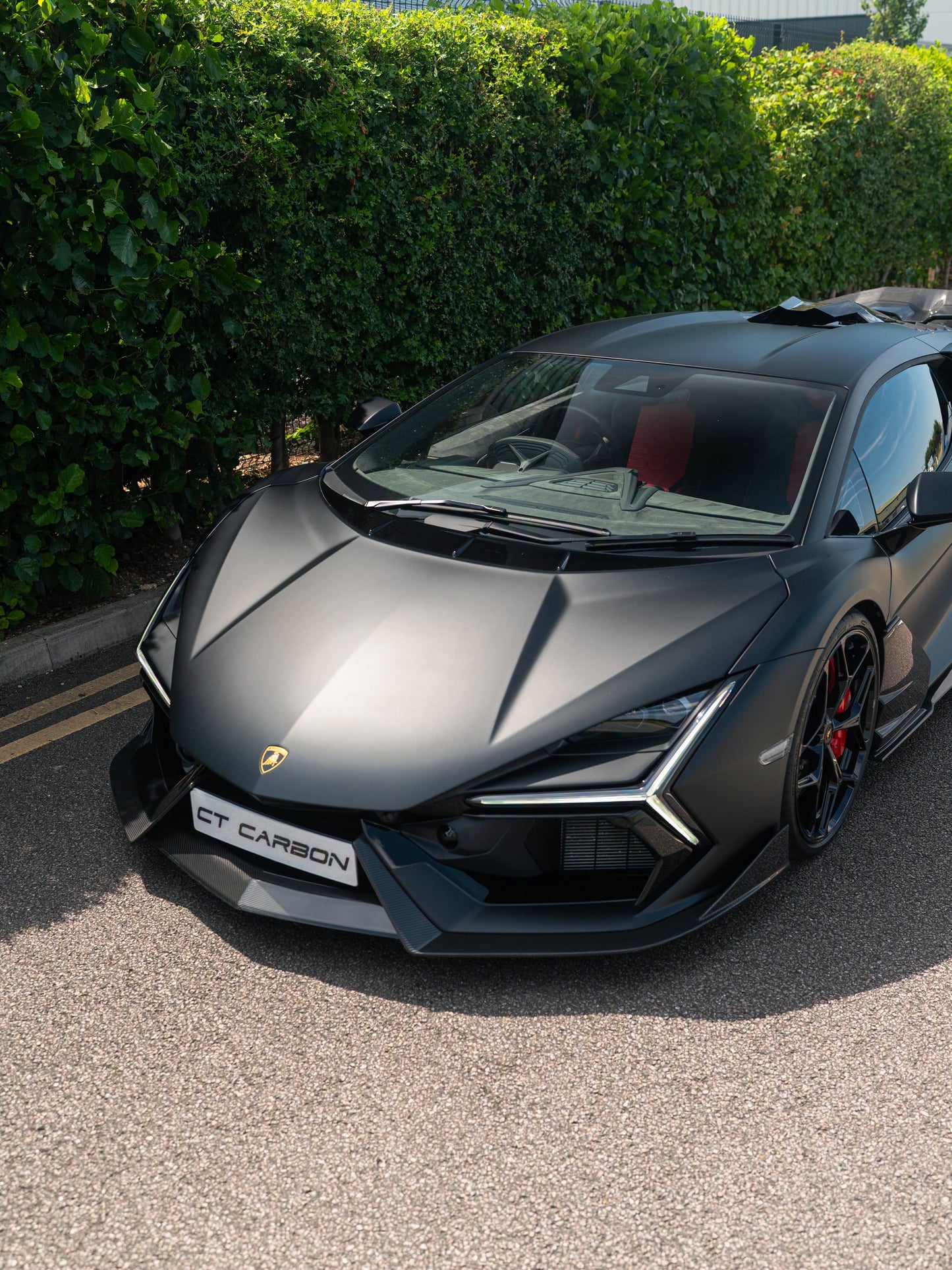 Kit completo en carbono para Lamborghini REVUELTO - CT Design