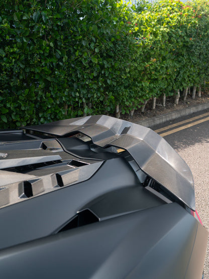 Kit completo en carbono para Lamborghini REVUELTO - CT Design