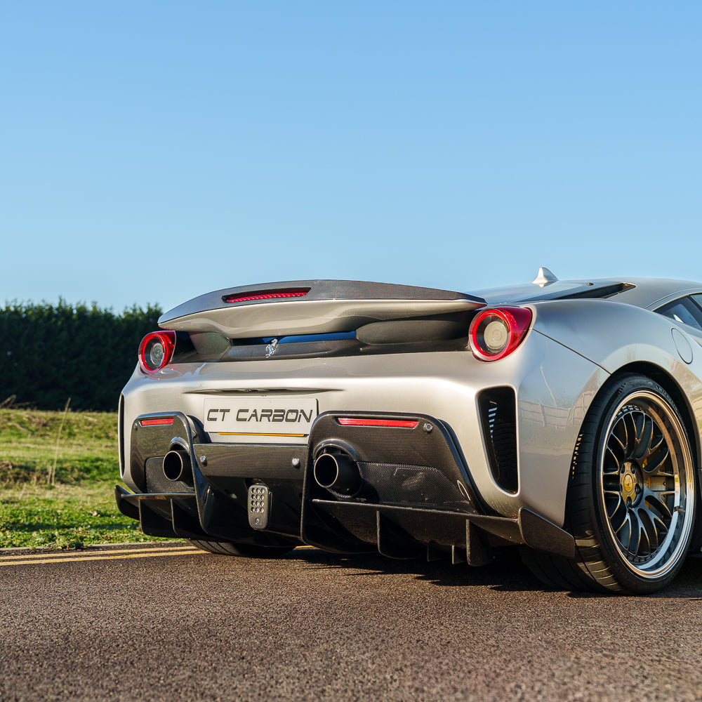 Kit de carbono para FERRARI 488 PISTA - CT DESIGN