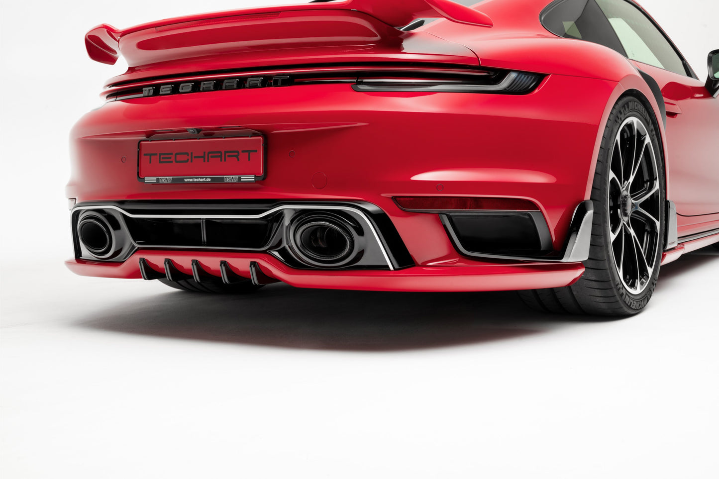 Difusor trasero Techart para Porsche 992 Turbo / Turbo S (992.1)